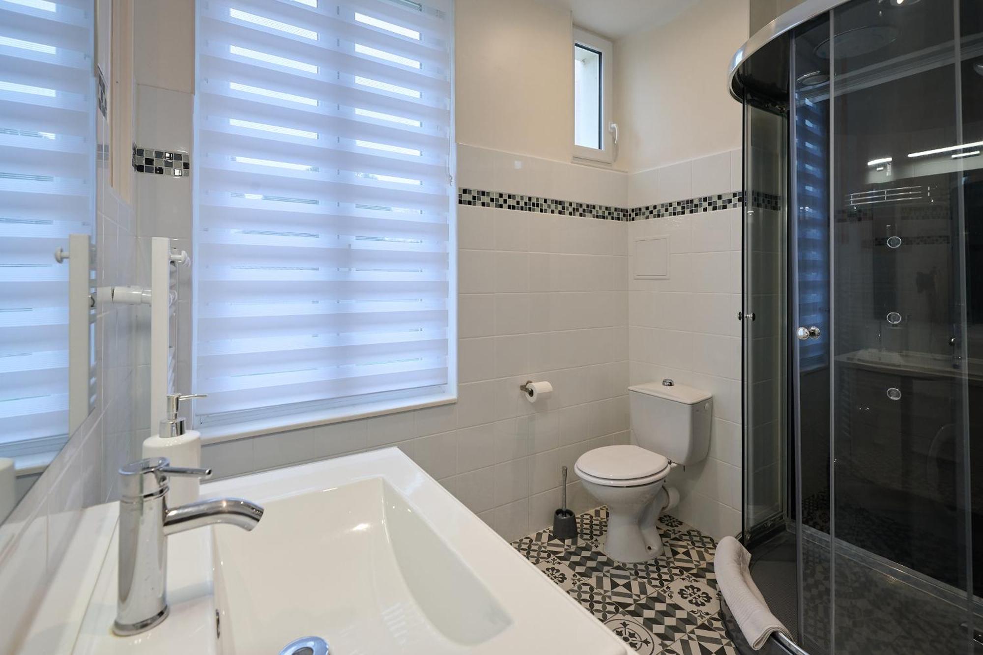 Le Faidherbe Style Appart' Hotel - Wifi Gratuit - Parking Gratuit Calme Et Lumineux Nevers Exterior photo